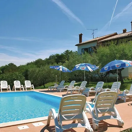 Mugeba 11 Apartment Porec